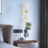 Modern wandlamp in Scandinavische stijl