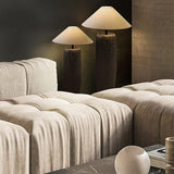 Verweerd houten vloerlamp