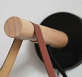 Conische wandlamp van hout