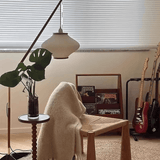 Middeleeuwse stijl vloerlamp - Stralend thuis Amsterdam