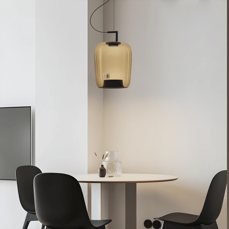 Moderne hanglamp voor de keukentafel