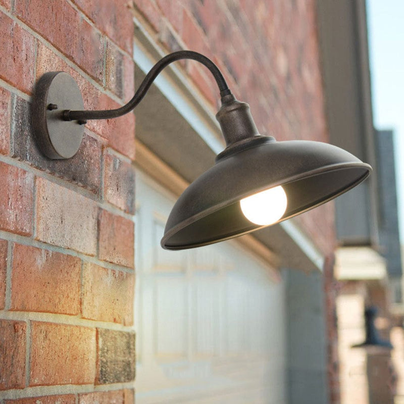 Alessio Rustieke Komvormige Antiek Messing IP65 Waterdichte Wandlamp voor Buiten - Stralend thuis Amsterdam