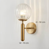 Clair Wandlamp van bewerkt glas - Stralend thuis Amsterdam