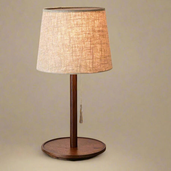 Gentle Glow Scandinavische walnotenlamp met luxe stoffen accenten - Stralend thuis Amsterdam