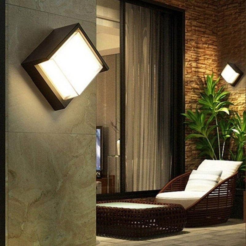Lucy Wandlamp met bewegingssensor - Stralend thuis Amsterdam