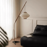 Middeleeuwse stijl vloerlamp - Stralend thuis Amsterdam
