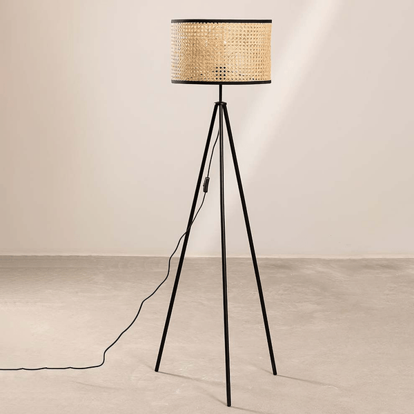 Rotan driepoot vloerlamp - Stralend thuis Amsterdam