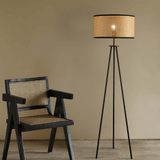 Rotan driepoot vloerlamp - Stralend thuis Amsterdam