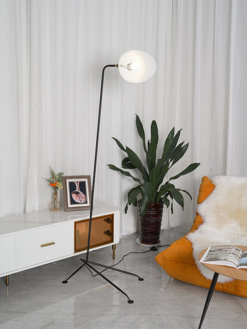 Serge Mouille Vloerlamp - Stralend thuis Amsterdam