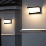 Wandlamp zwart - wit - Stralend thuis Amsterdam